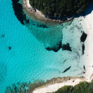 Photo of Sperone beach, seen from above.